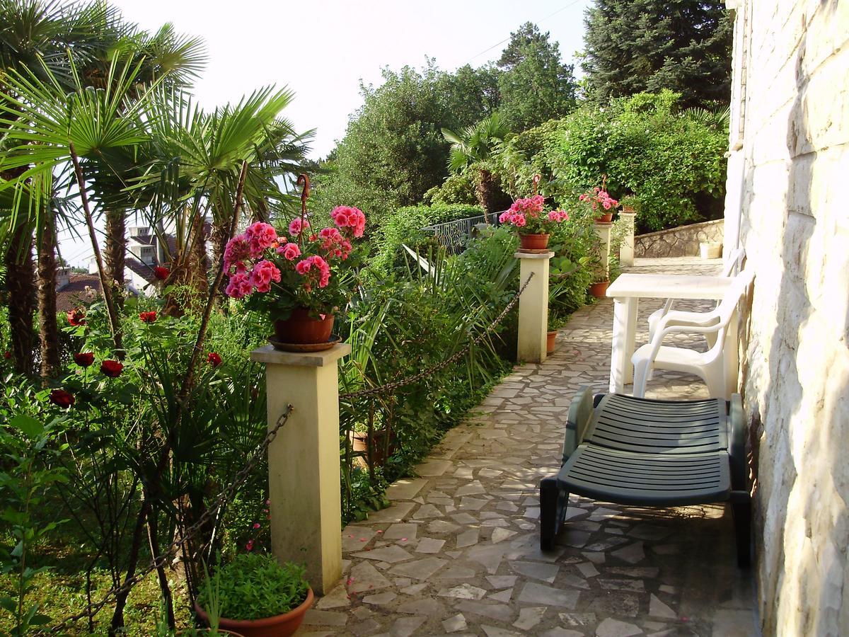 Apartment Ana Opatija Exteriör bild